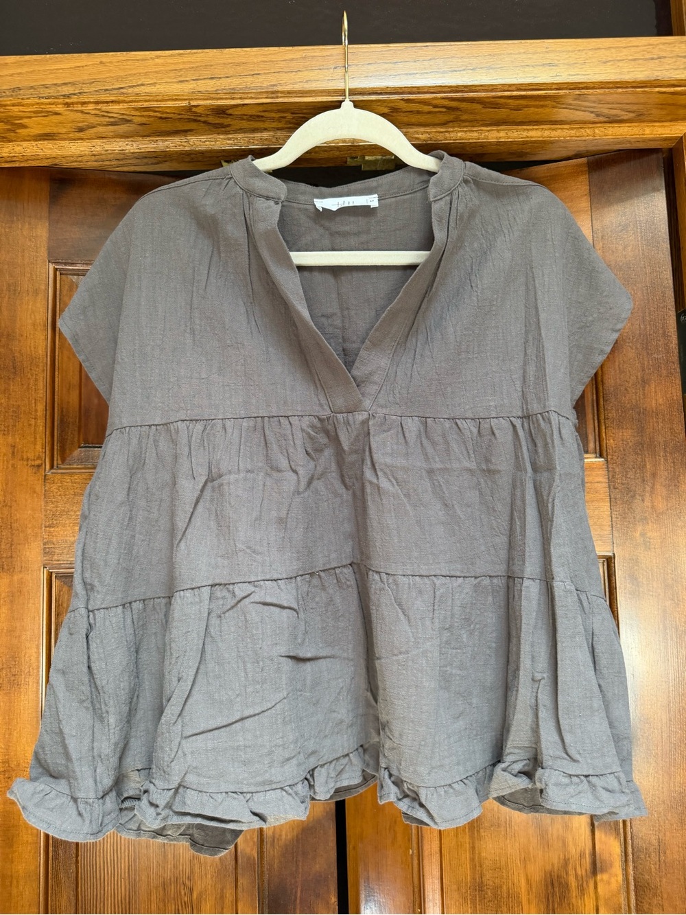 Shop Talulah Tiered Short Sleeve V-Neck Gray Blouse, Size Medium